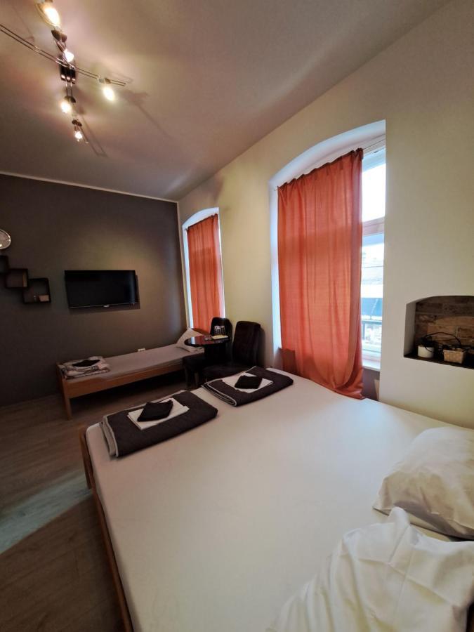 Tabacco Rooms Obrenovac  Exterior photo