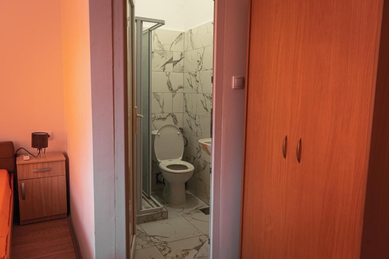 Tabacco Rooms Obrenovac  Exterior photo