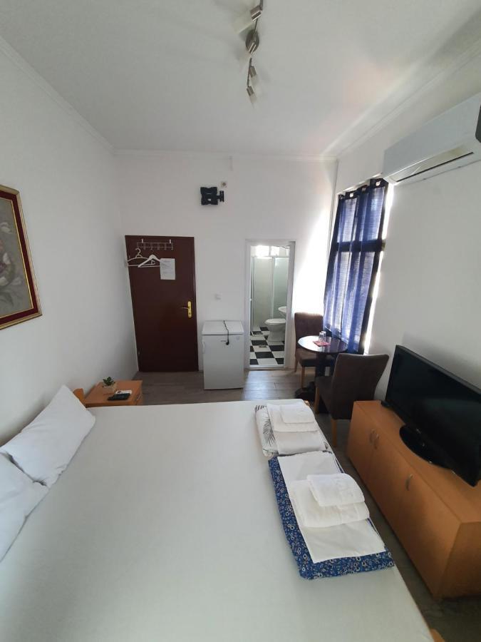 Tabacco Rooms Obrenovac  Exterior photo